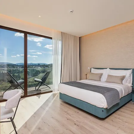 Hotel Haven Nature & Batalha